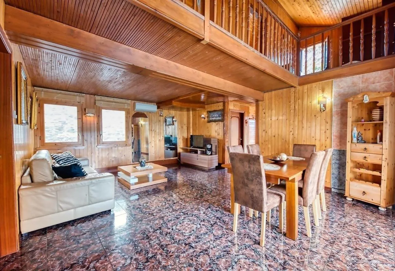 Costacabana - Villa Primadonna يوريت دي مار